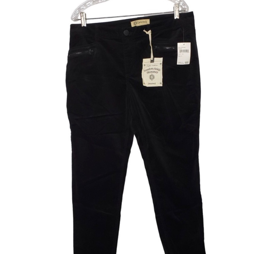 DEMOCRACY Curve Equality Freedom Ankle Skimmer Black Velvet Pants Size 14 NEW